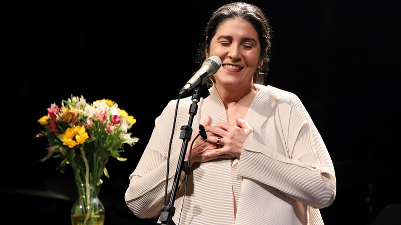 Mônica Salmaso levará o show “Minha Casa” para Aracaju
