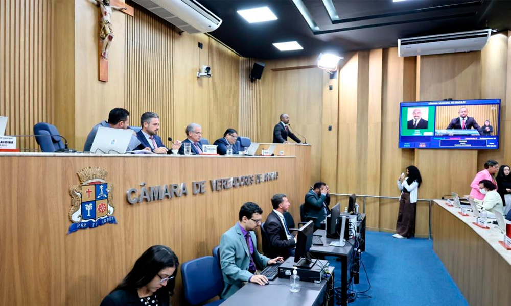 Projeto de Lei que cria auxílio para alunos da EJA recebe aprovação na CMA